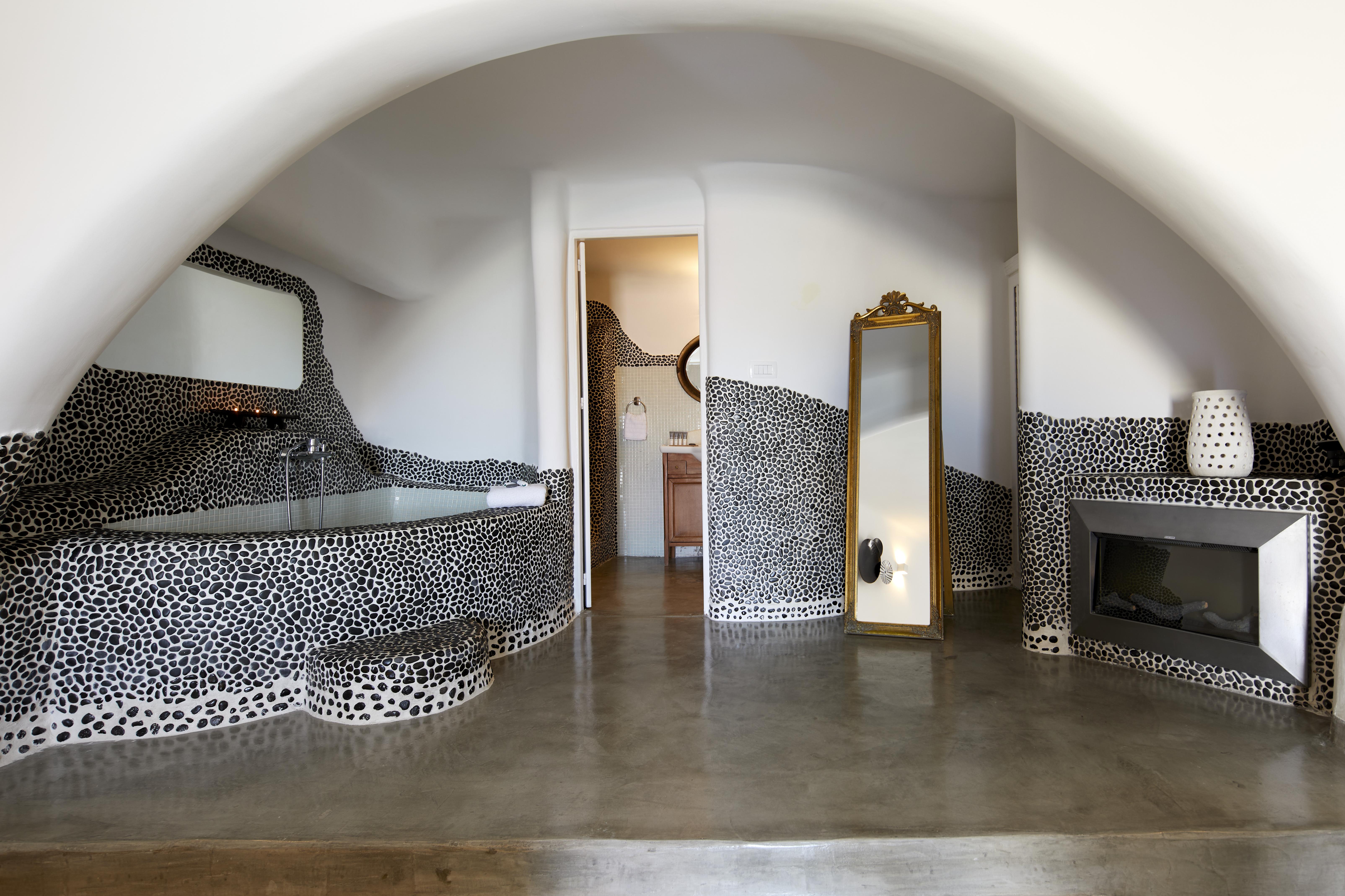 Suites Of The Gods Cave Spa Hotel Megalochori  Eksteriør billede