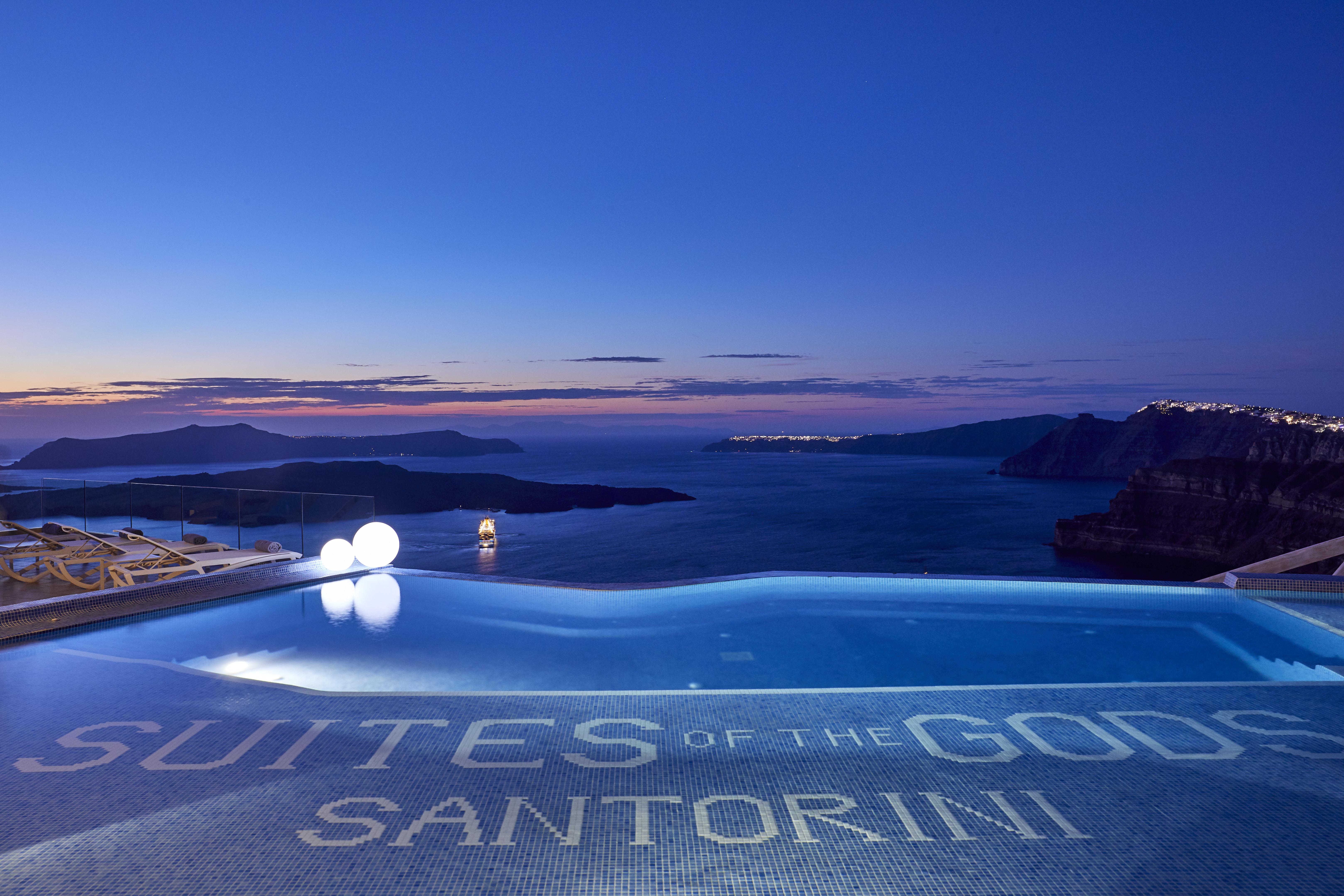 Suites Of The Gods Cave Spa Hotel Megalochori  Eksteriør billede